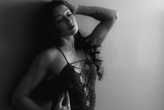 Photography and Videography Category Vendor Gallery redcedarstudios mckenzieboudoirblog0026